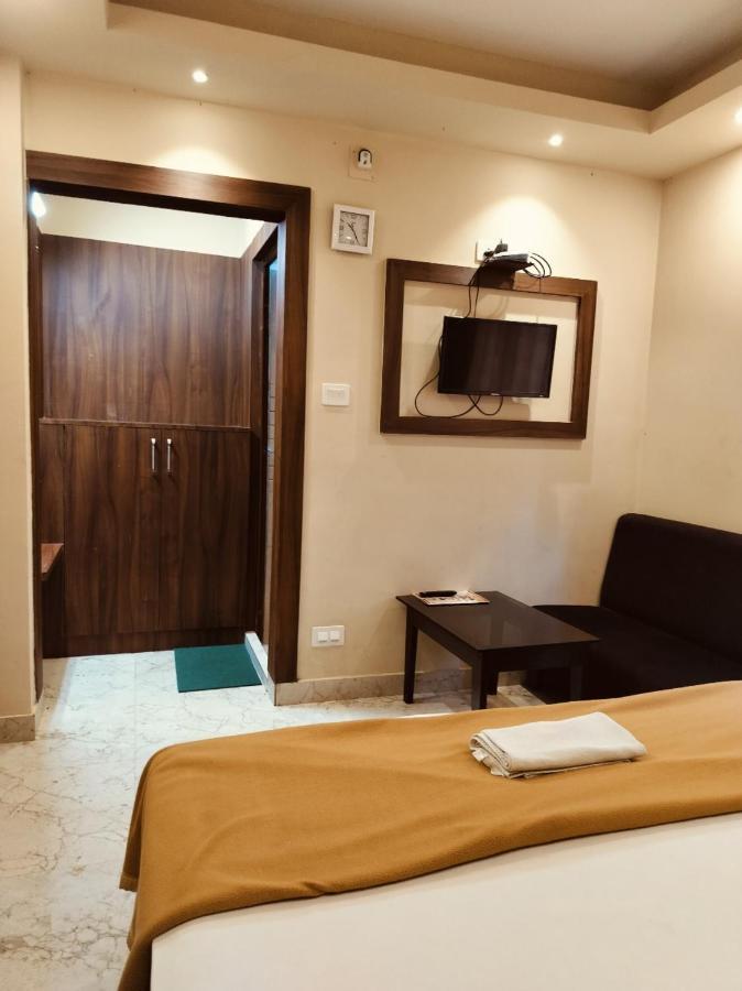 Hotel Goroomgo Park View Near Sea 3*